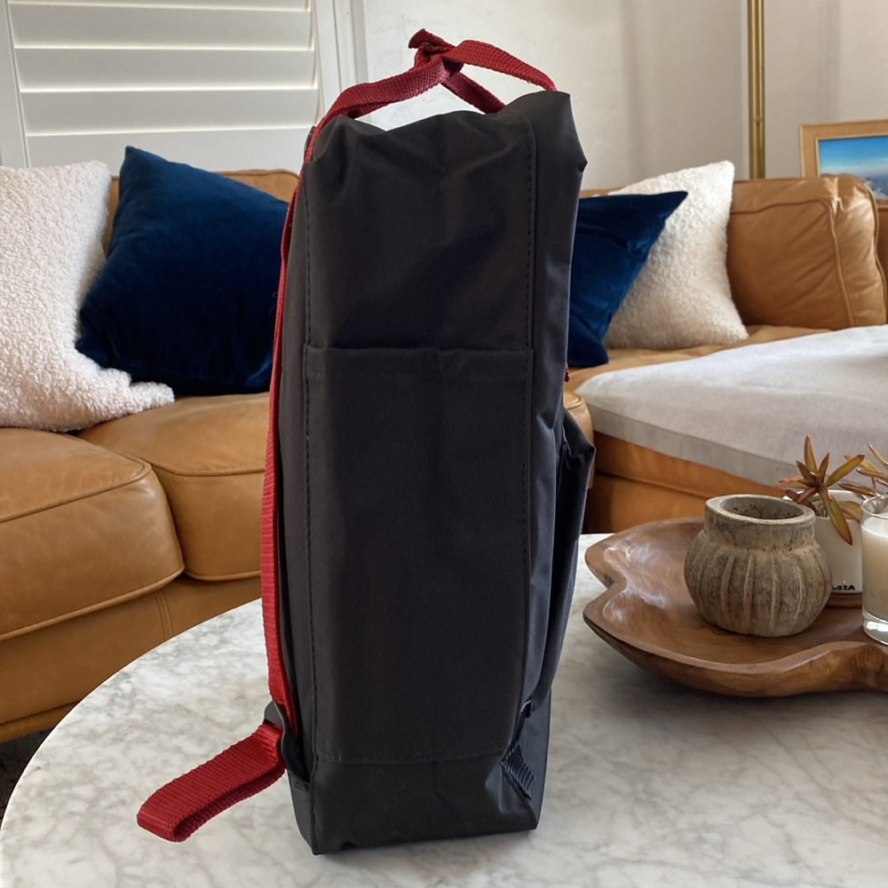 Kånken Black Backpack with Red Handles - Picture 3 of 6